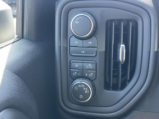 2026 Chevrolet Silverado 2500 HD Crew Cab Standard Box 4-Wheel Drive Custom