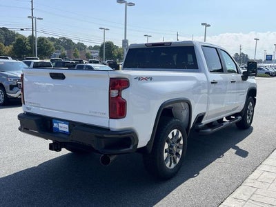 2026 Chevrolet Silverado 2500 HD Crew Cab Standard Box 4-Wheel Drive Custom
