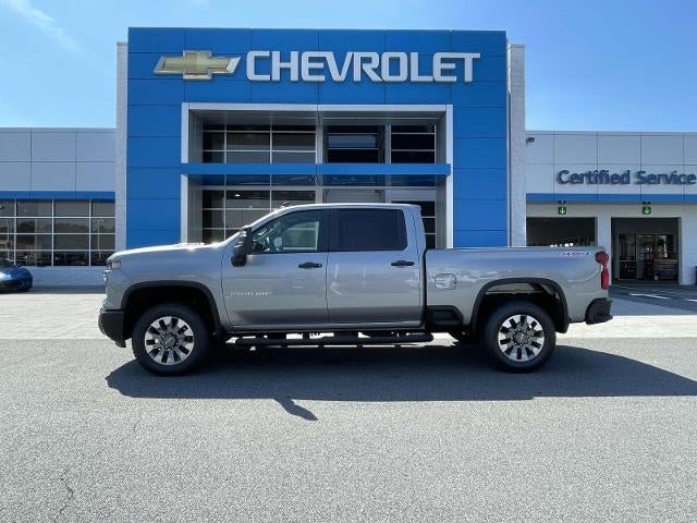 2026 Chevrolet Silverado 2500 HD Crew Cab Standard Box 4-Wheel Drive Custom