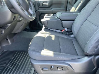 2026 Chevrolet Silverado 2500 HD Crew Cab Standard Box 4-Wheel Drive Custom