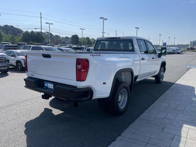 2026 Chevrolet Silverado 3500 HD Crew Cab Long Box 4-Wheel Drive Work Truck