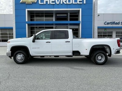 2026 Chevrolet Silverado 3500 HD Crew Cab Long Box 4-Wheel Drive Work Truck