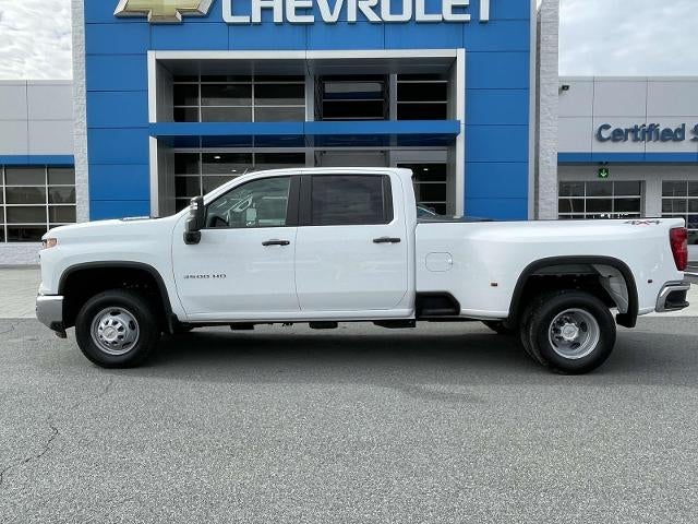 2026 Chevrolet Silverado 3500 HD Crew Cab Long Box 4-Wheel Drive Work Truck