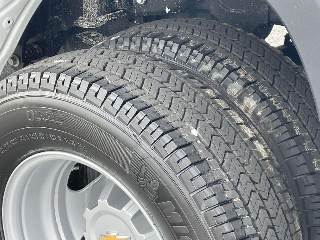 2026 Chevrolet Silverado 3500 HD Crew Cab Long Box 4-Wheel Drive Work Truck