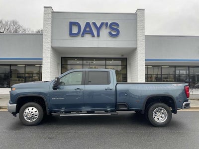 2025 Chevrolet Silverado 3500 HD Crew Cab Standard Box 4-Wheel Drive LT