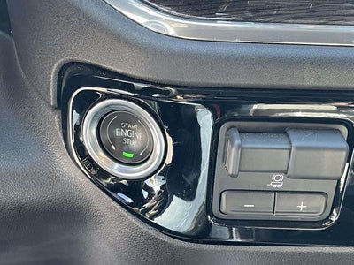 2025 Chevrolet Silverado 3500 HD Crew Cab Long Box 4-Wheel Drive LT