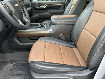 2025 Chevrolet Silverado 3500 HD Crew Cab Long Box 4-Wheel Drive High Country