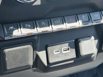 2025 Chevrolet Silverado 1500 Crew Cab Short Box 2-Wheel Drive WT