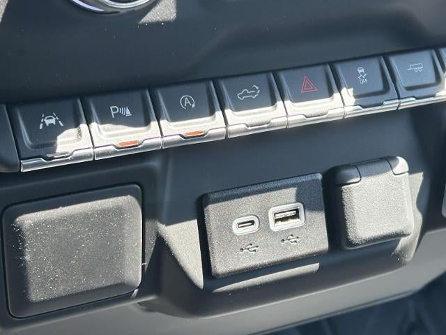 2025 Chevrolet Silverado 1500 Crew Cab Short Box 2-Wheel Drive WT