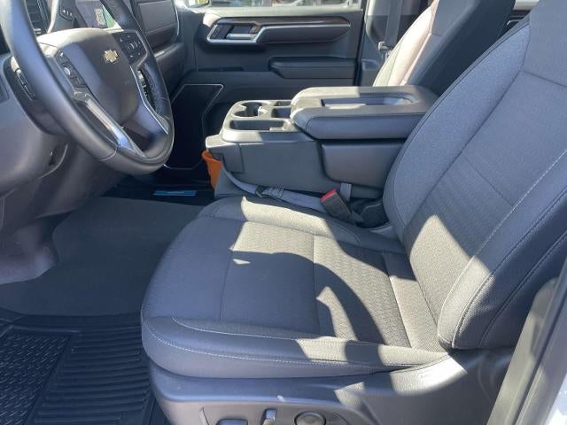 2025 Chevrolet Silverado 1500 Crew Cab Short Box 2-Wheel Drive LT