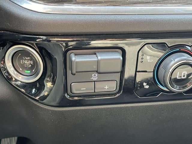 2025 Chevrolet Silverado 1500 Crew Cab Short Box 4-Wheel Drive LT 1LT