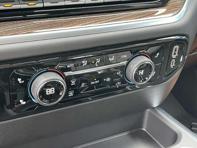 2026 Chevrolet Silverado 1500 Crew Cab Short Box 4-Wheel Drive RST