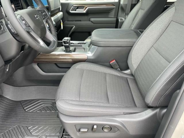 2026 Chevrolet Silverado 1500 Crew Cab Short Box 4-Wheel Drive RST