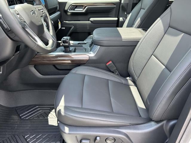 2026 Chevrolet Silverado 1500 Crew Cab Short Box 4-Wheel Drive RST