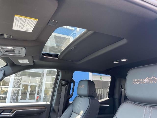 2026 Chevrolet Silverado 1500 Crew Cab Short Box 4-Wheel Drive High Country