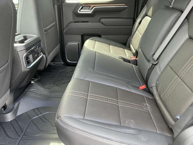 2026 Chevrolet Silverado 1500 Crew Cab Short Box 4-Wheel Drive High Country