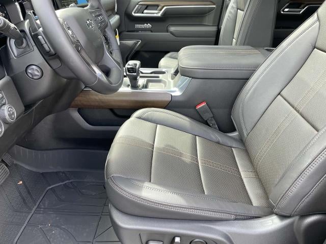 2026 Chevrolet Silverado 1500 Crew Cab Short Box 4-Wheel Drive High Country