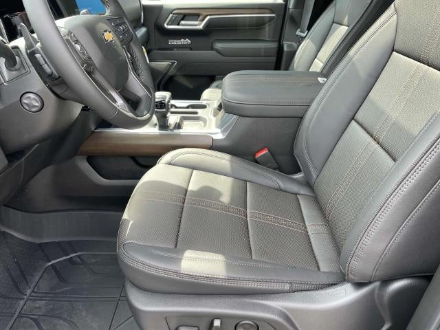 2026 Chevrolet Silverado 1500 Crew Cab Short Box 4-Wheel Drive High Country