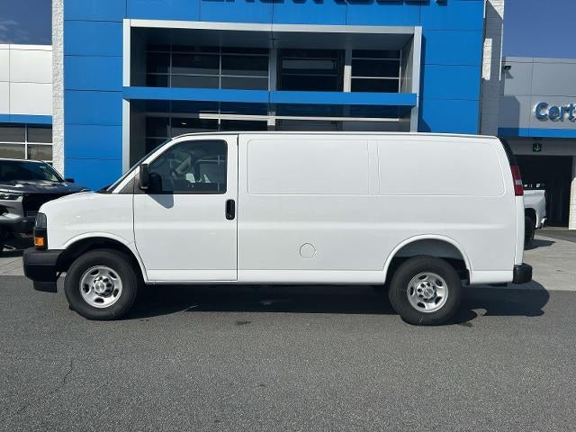 2026 Chevrolet Express Cargo 2500 Regular Wheelbase Rear-Wheel Drive