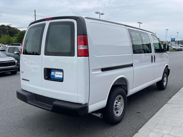 2026 Chevrolet Express Cargo 2500 Regular Wheelbase Rear-Wheel Drive