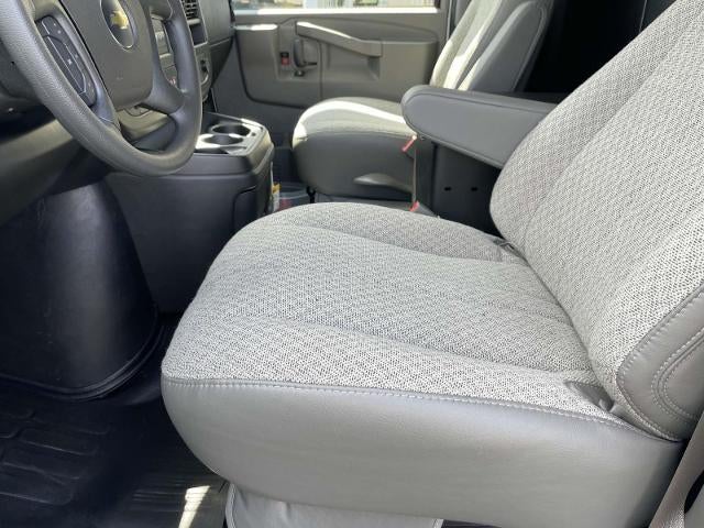 2025 Chevrolet Express Cargo 2500 2500 Regular Wheelbase Rear-Wheel Drive