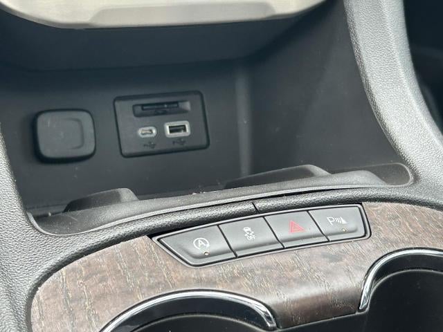 2022 GMC Acadia FWD Denali