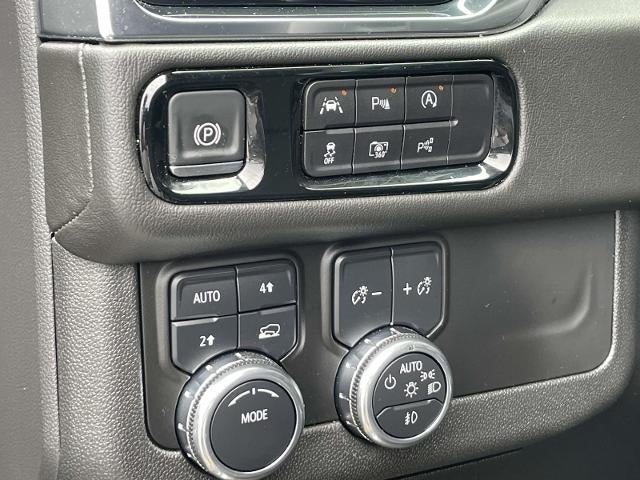 2025 GMC Yukon XL 4WD 4dr Denali