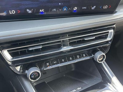 2024 Chevrolet Traverse LT w/1LT