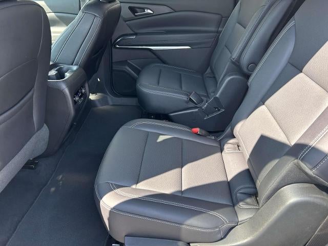 2025 Chevrolet Traverse LT w/1LT