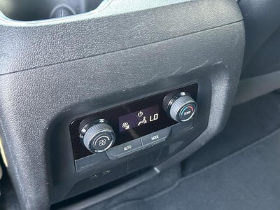 2025 Chevrolet Traverse LT w/1LT