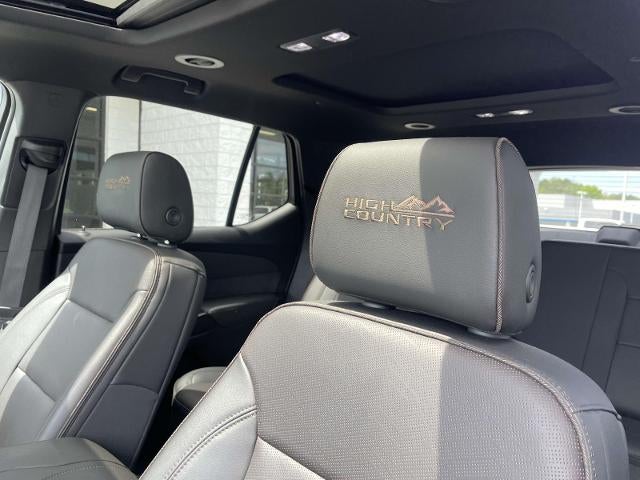 2023 Chevrolet Traverse FWD 2LZ