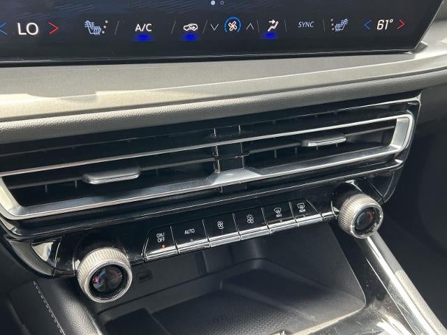 2024 Chevrolet Traverse LT w/2LT