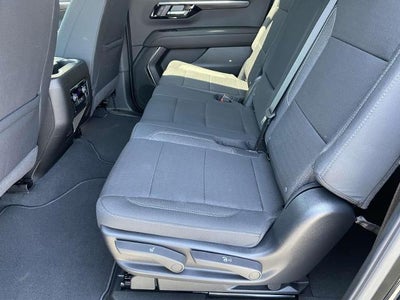 2026 Chevrolet Suburban 2WD LS