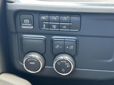 2026 Chevrolet Suburban 2WD LS