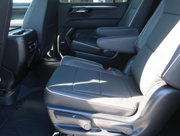 2025 Chevrolet Suburban 2WD Premier