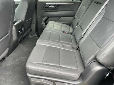 2025 Chevrolet Suburban 4WD Z71