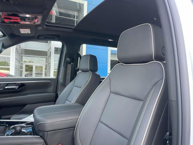2026 Chevrolet Suburban 4WD Premier
