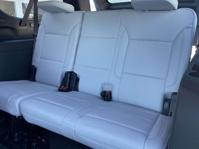 2025 Chevrolet Suburban 4WD Premier