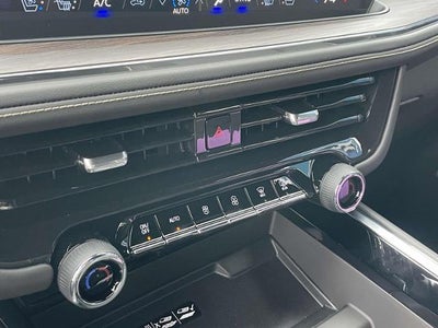 2025 Chevrolet Suburban 4WD Premier