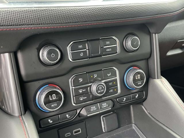 2023 Chevrolet Suburban 2WD RST