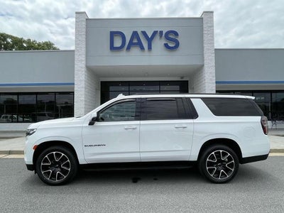 2023 Chevrolet Suburban 2WD RST