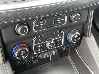 2023 Chevrolet Suburban 2WD Premier