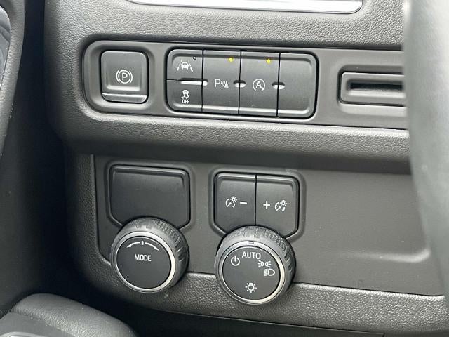 2023 Chevrolet Suburban 2WD Premier