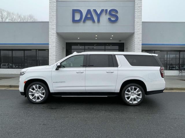 2023 Chevrolet Suburban 2WD Premier