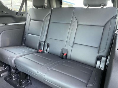 2024 Chevrolet Suburban 4WD LT