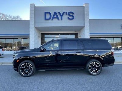 2024 Chevrolet Suburban 4WD RST