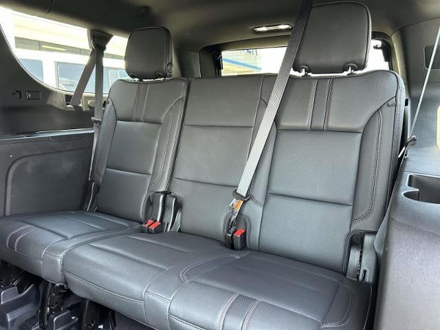 2024 Chevrolet Suburban 4WD RST