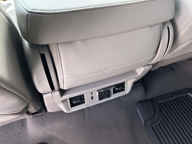 2025 GMC Sierra 1500 Crew Cab Short Box 2-Wheel Drive SLT
