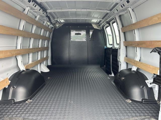 2025 GMC Savana Cargo 2500 Regular Wheelbase Rear-Wheel Drive
