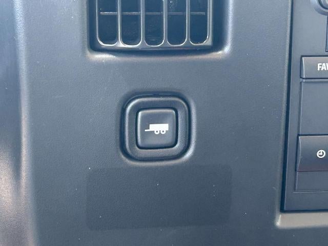 2025 GMC Savana Cargo 2500 Regular Wheelbase Rear-Wheel Drive